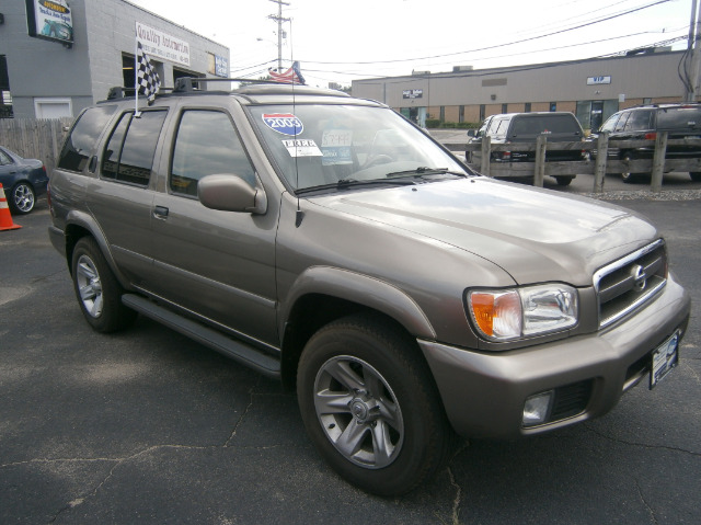 Nissan Pathfinder 2003 photo 4