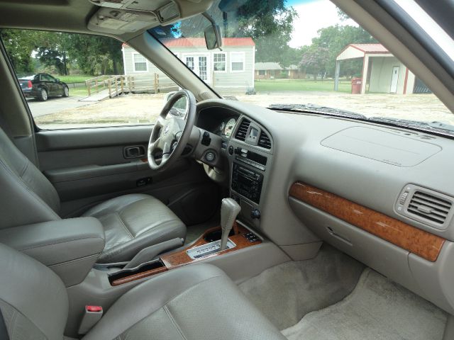 Nissan Pathfinder 2003 photo 3