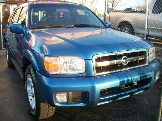 Nissan Pathfinder X Sport Utility