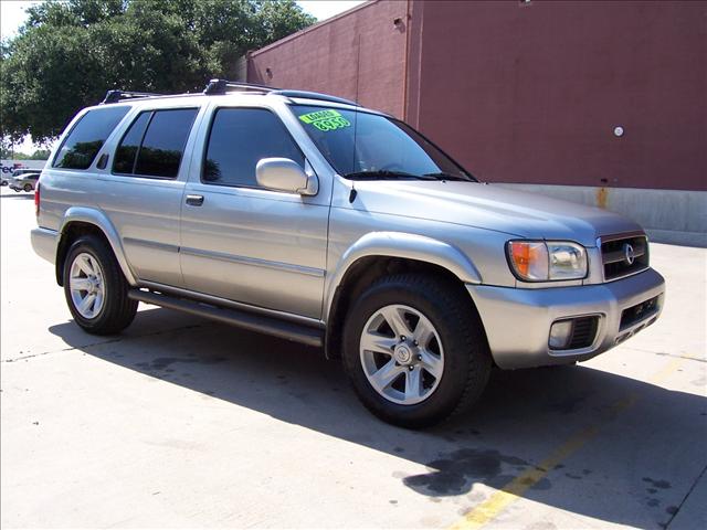 Nissan Pathfinder 2003 photo 3
