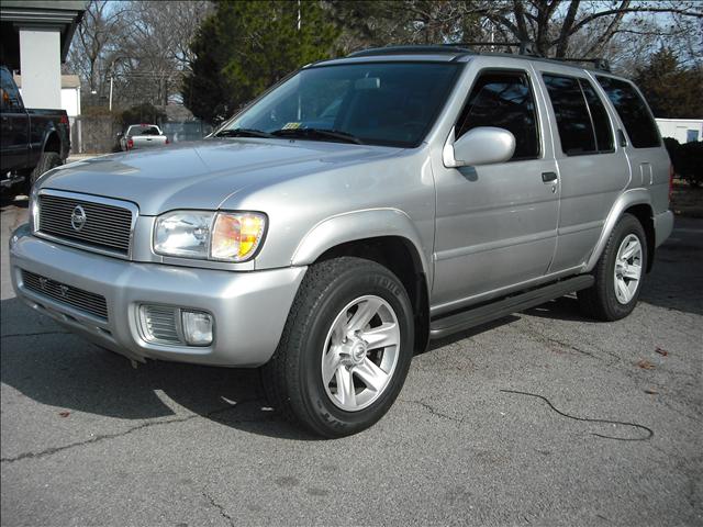 Nissan Pathfinder X Sport Utility