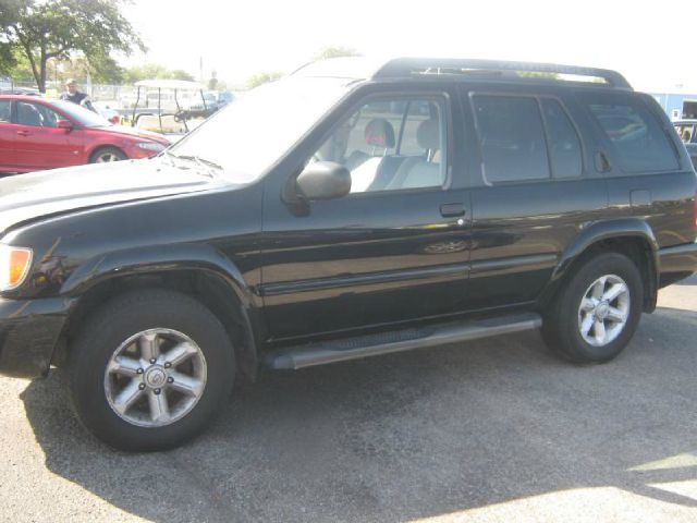 Nissan Pathfinder 2004 photo 4