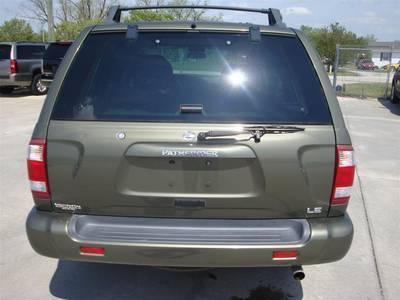 Nissan Pathfinder 2004 photo 5