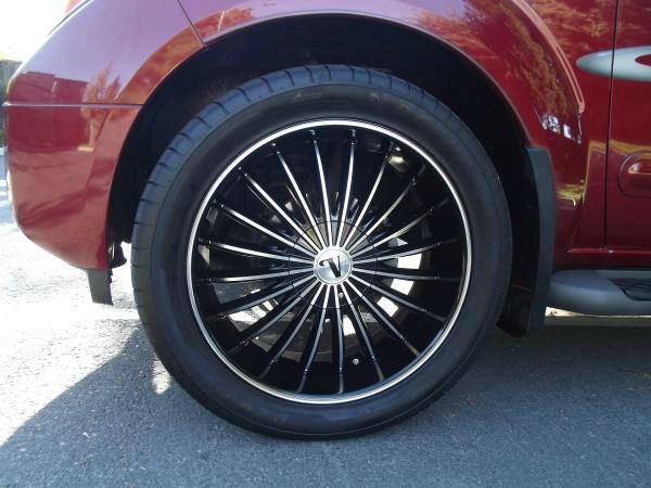 Nissan Pathfinder LX V-6 SUV