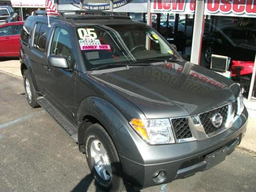 Nissan Pathfinder 2005 photo 1