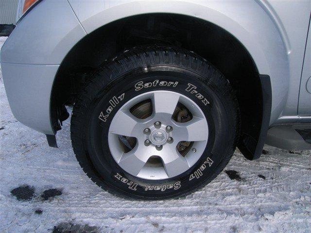 Nissan Pathfinder 2005 photo 3