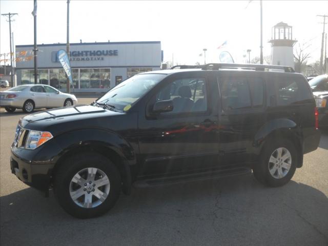 Nissan Pathfinder 2005 photo 1