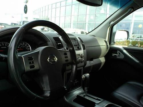 Nissan Pathfinder 2005 photo 4