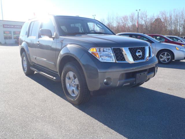 Nissan Pathfinder X Sport Utility