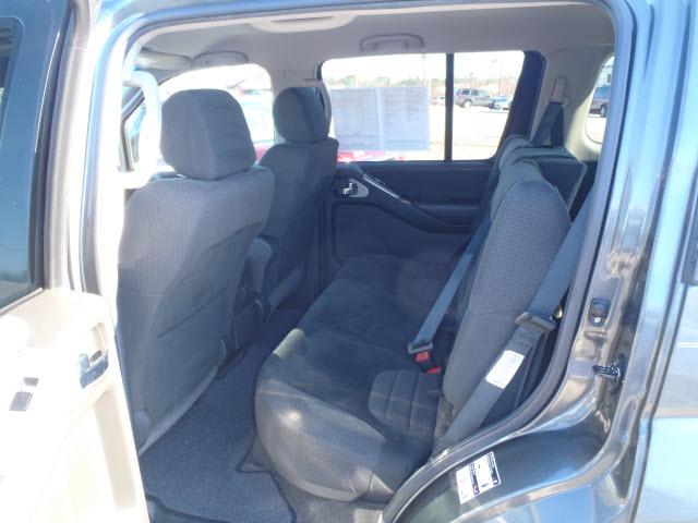 Nissan Pathfinder 2005 photo 5