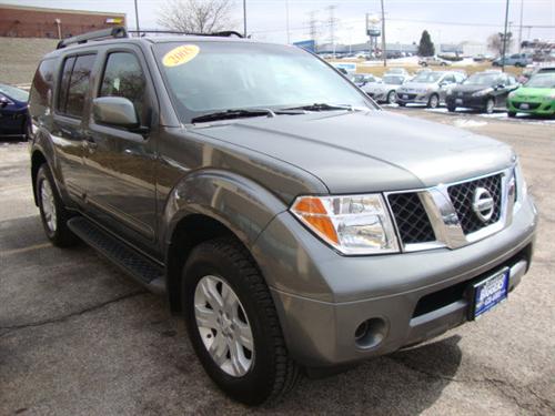 Nissan Pathfinder 2005 photo 5