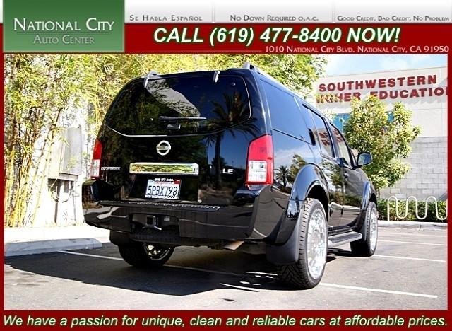 Nissan Pathfinder 2005 photo 3