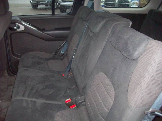 Nissan Pathfinder 2005 photo 5