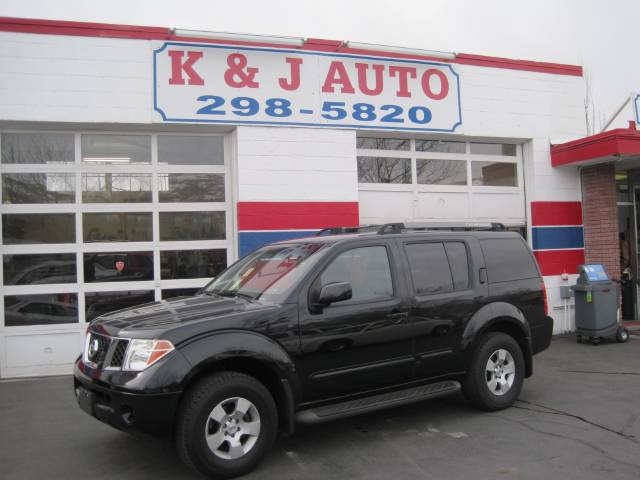 Nissan Pathfinder Lx-4wd Sport Utility