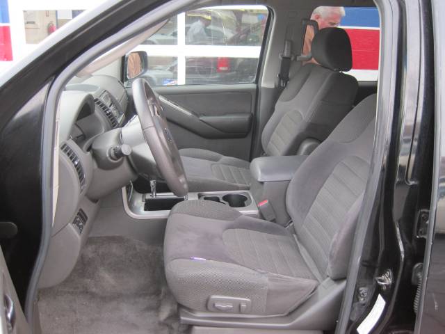 Nissan Pathfinder 2005 photo 4