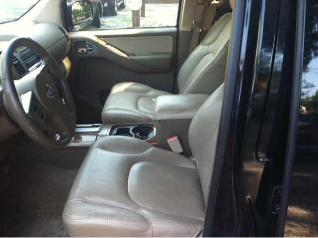 Nissan Pathfinder EX-L AWD SUV