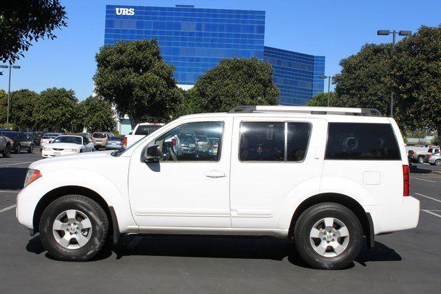 Nissan Pathfinder 2005 photo 4