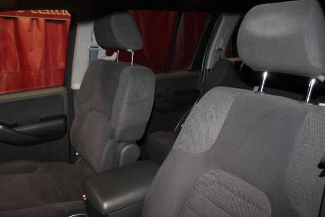 Nissan Pathfinder 2005 photo 1