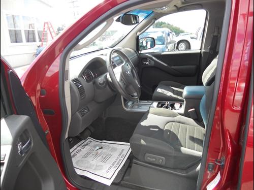 Nissan Pathfinder 2005 photo 2