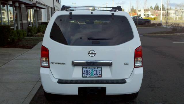 Nissan Pathfinder 2005 photo 5