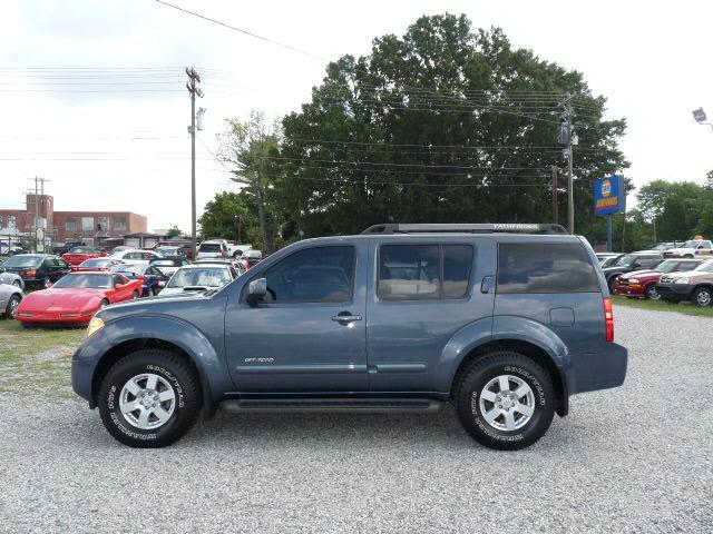 Nissan Pathfinder Turbo S Manual Sport Utility