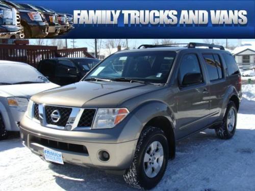 Nissan Pathfinder Limited Sport Utility