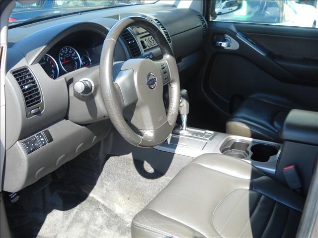 Nissan Pathfinder 2005 photo 3
