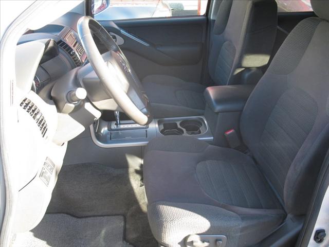 Nissan Pathfinder 2005 photo 5