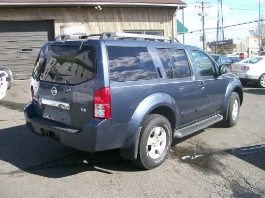 Nissan Pathfinder 2005 photo 3