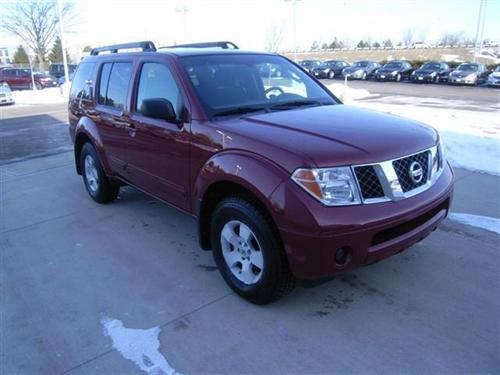 Nissan Pathfinder SE Other