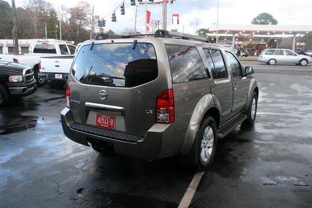 Nissan Pathfinder 2005 photo 3