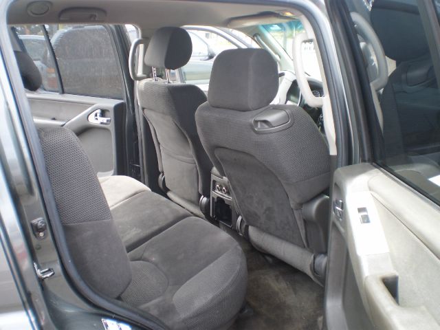 Nissan Pathfinder 2005 photo 3