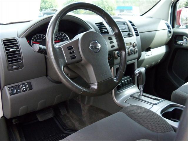 Nissan Pathfinder 2005 photo 3