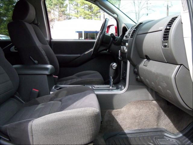 Nissan Pathfinder 2005 photo 4