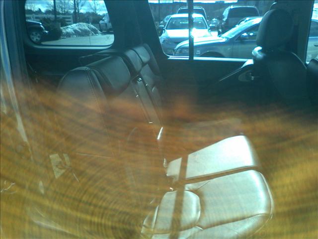 Nissan Pathfinder 2005 photo 5