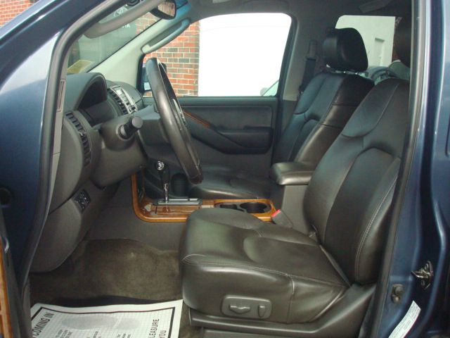 Nissan Pathfinder 2005 photo 4
