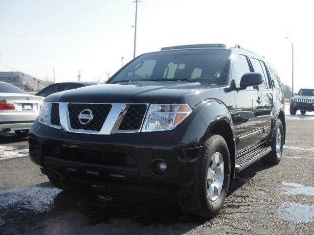 Nissan Pathfinder AWD W/leatherroof (7pass) Unspecified