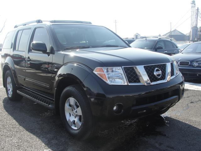 Nissan Pathfinder 2005 photo 3