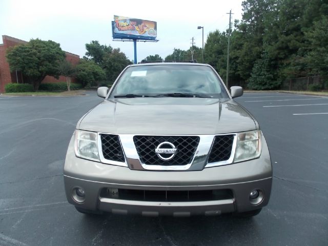 Nissan Pathfinder 2005 photo 4