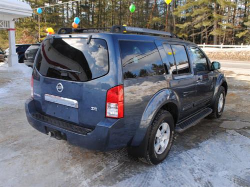Nissan Pathfinder 2005 photo 3
