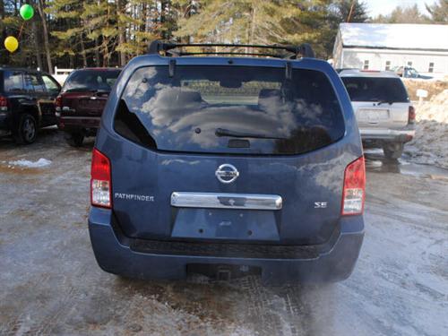 Nissan Pathfinder 2005 photo 4