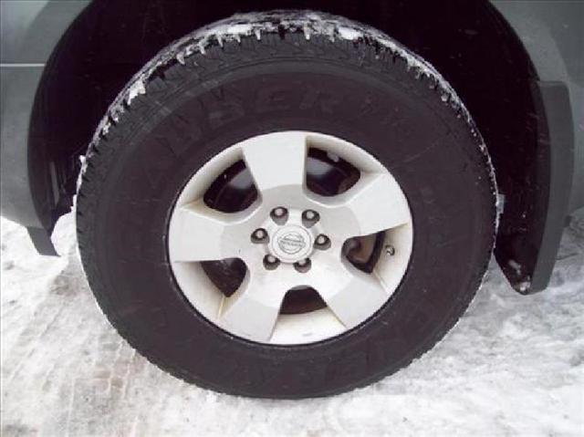 Nissan Pathfinder 2005 photo 2