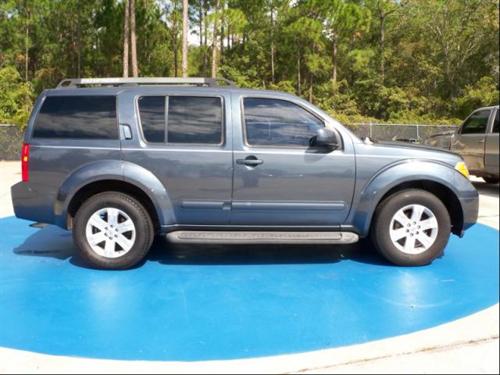 Nissan Pathfinder 2006 photo 1