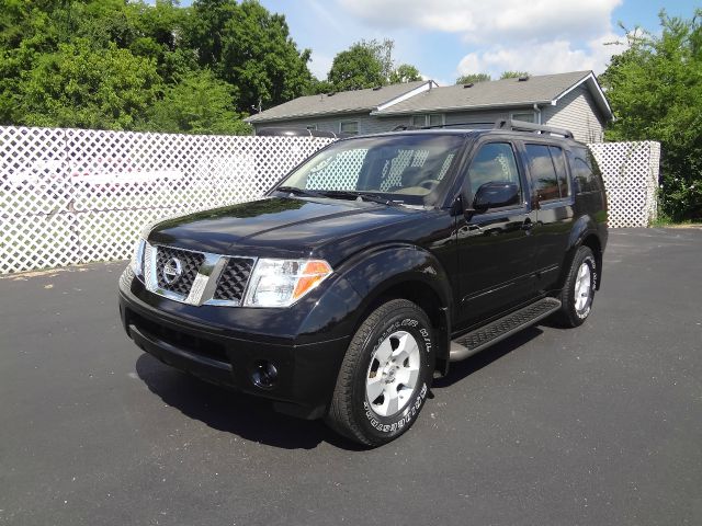 Nissan Pathfinder 2006 photo 3