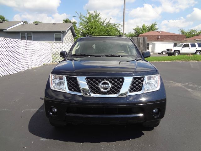 Nissan Pathfinder 2006 photo 4