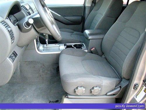 Nissan Pathfinder 2006 photo 1