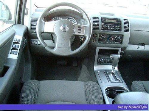 Nissan Pathfinder 2006 photo 2