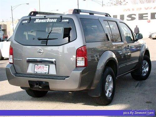 Nissan Pathfinder 2006 photo 4