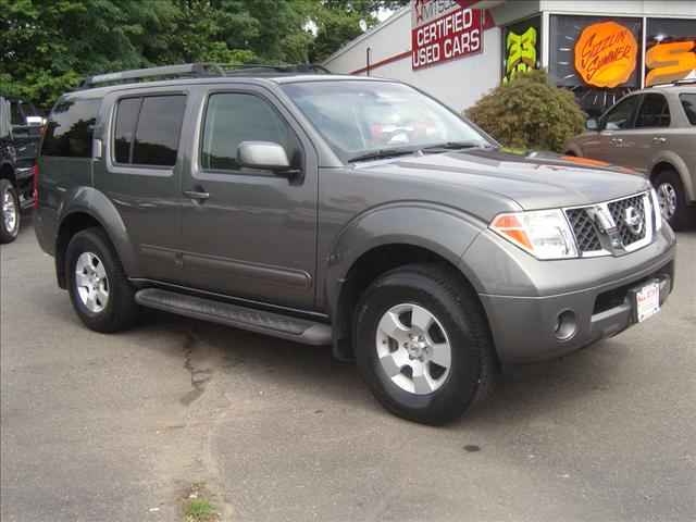 Nissan Pathfinder 2006 photo 5