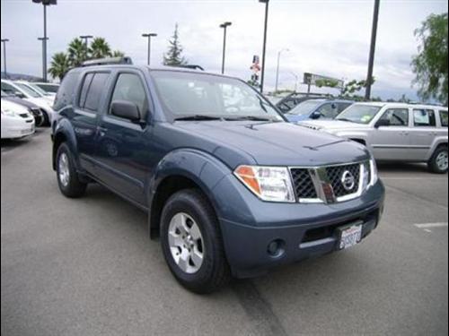 Nissan Pathfinder XR Other
